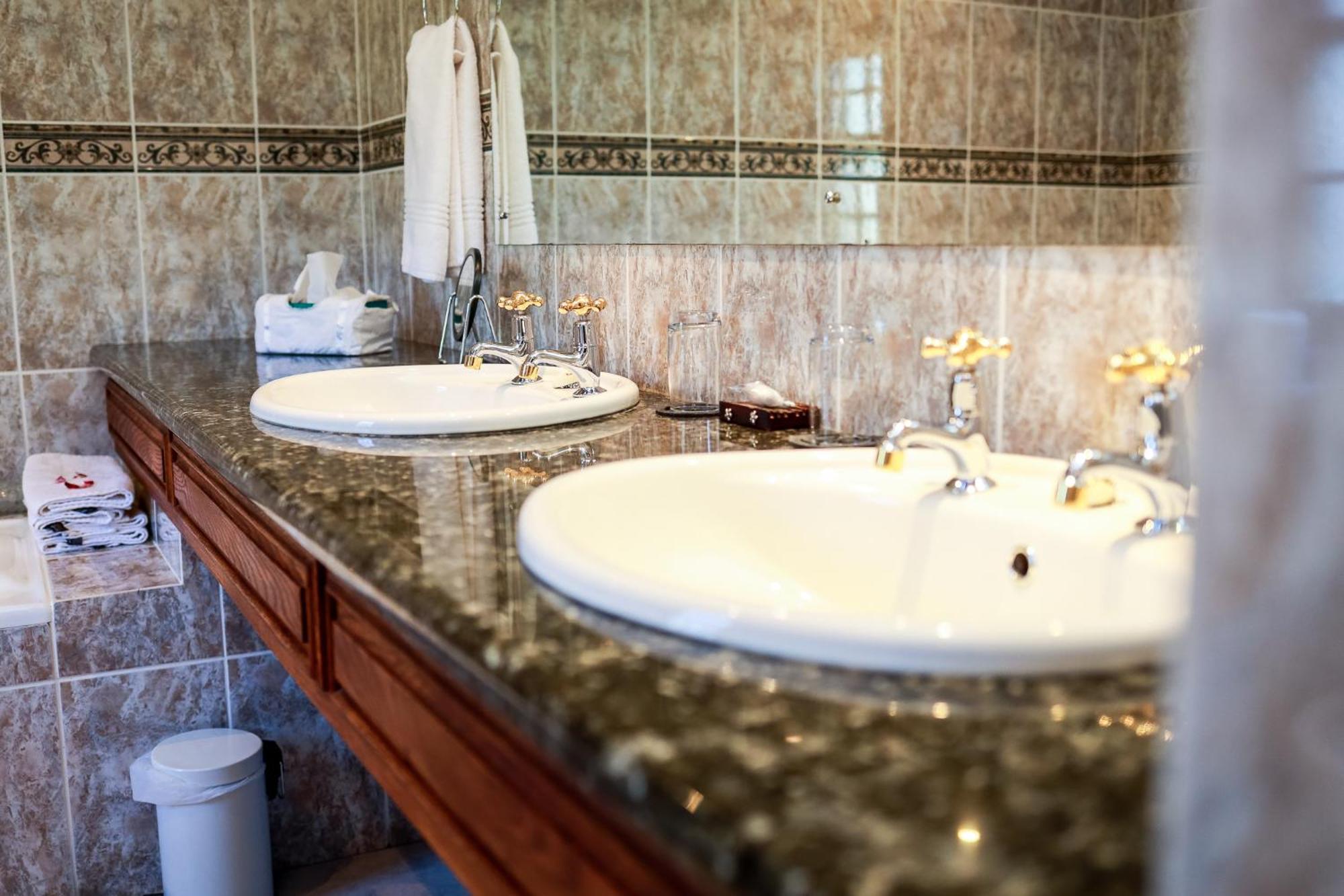 אאודטסהורן Altes Landhaus Country Lodge מראה חיצוני תמונה